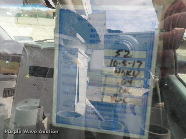 image for item DD2452 2009 Dodge Ram 5500 bucket truck