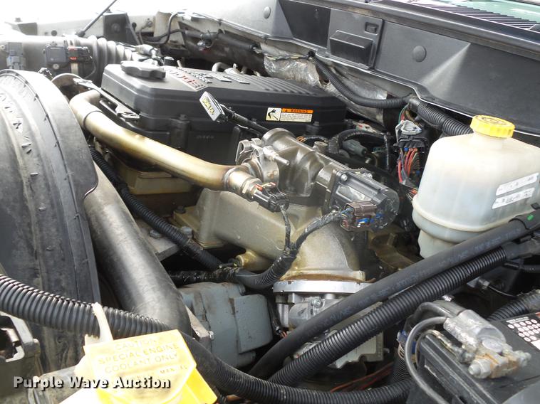 image for item DD2452 2009 Dodge Ram 5500 bucket truck