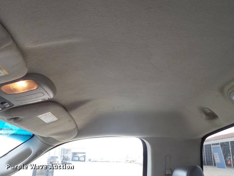 image for item DD2452 2009 Dodge Ram 5500 bucket truck