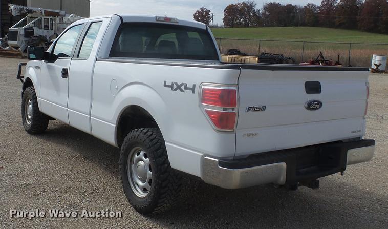 image for item DD2453 2013 Ford F150 SuperCab pickup truck