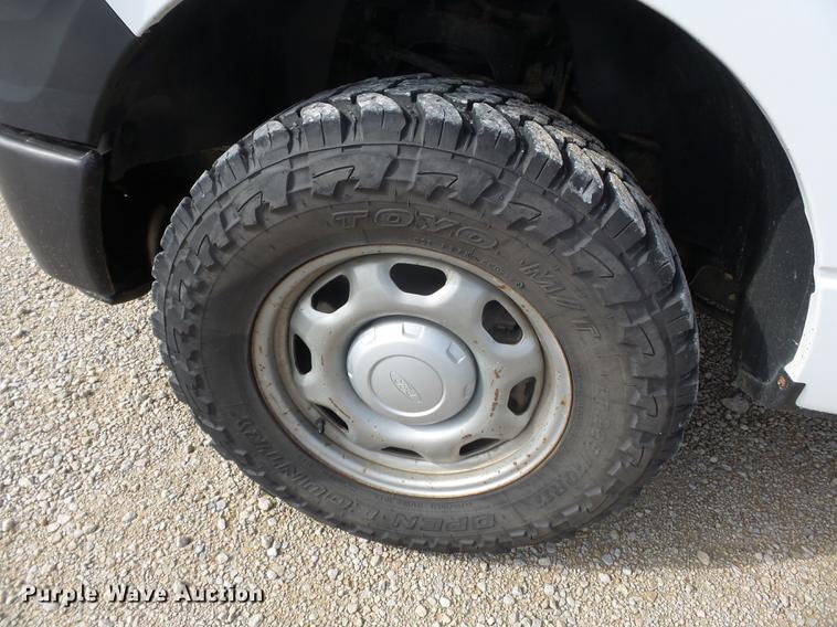 image for item DD2453 2013 Ford F150 SuperCab pickup truck