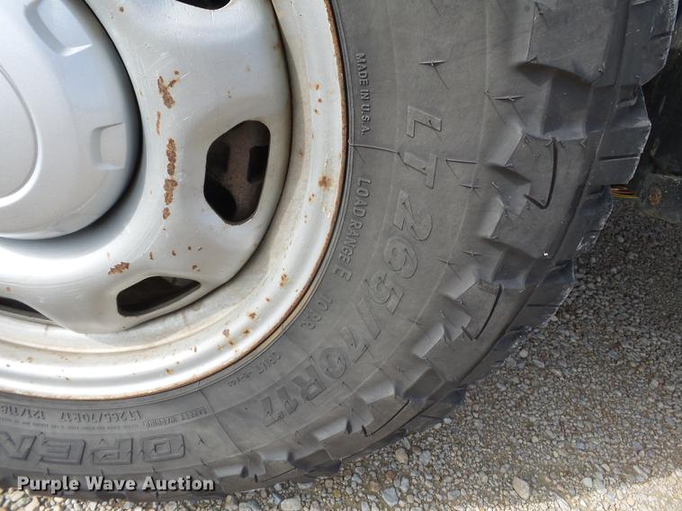 image for item DD2453 2013 Ford F150 SuperCab pickup truck