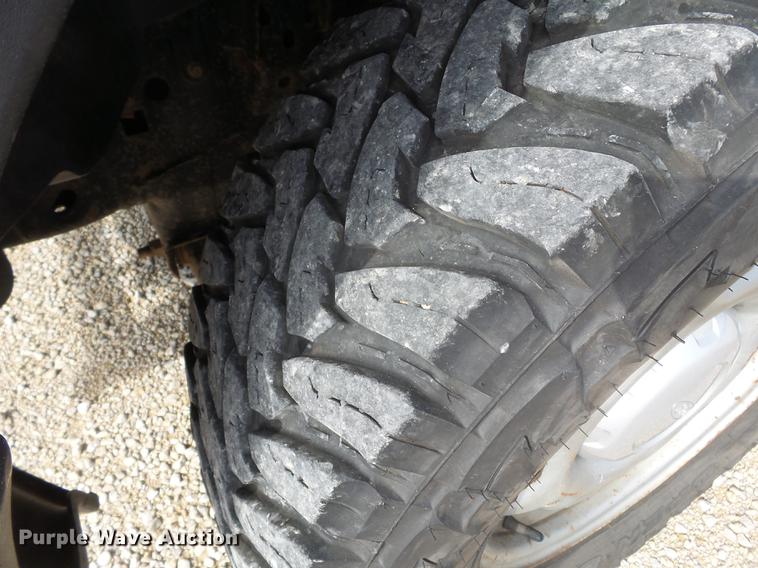 image for item DD2453 2013 Ford F150 SuperCab pickup truck