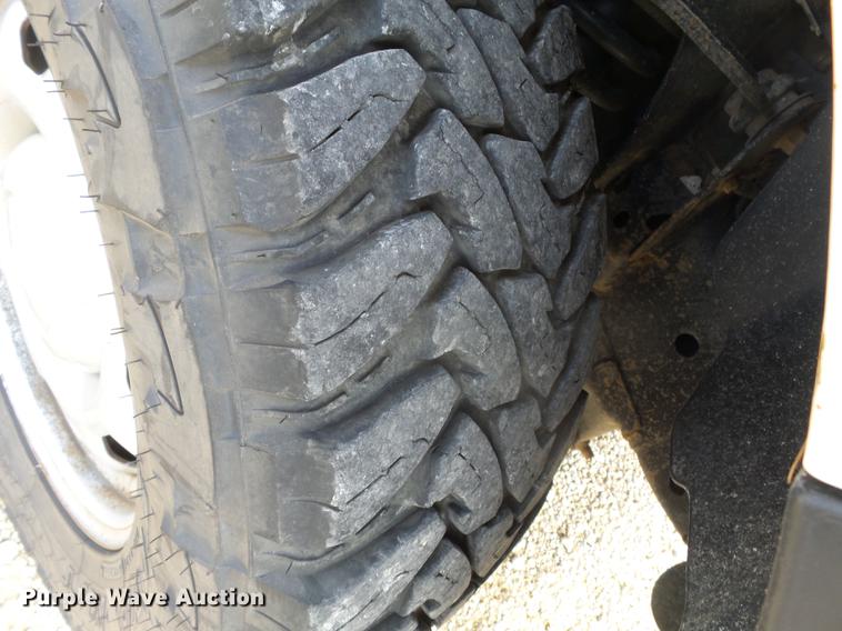 image for item DD2453 2013 Ford F150 SuperCab pickup truck