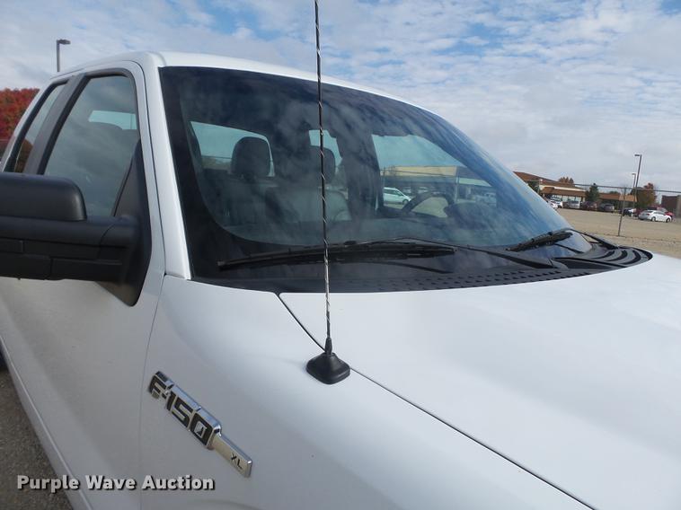 image for item DD2453 2013 Ford F150 SuperCab pickup truck