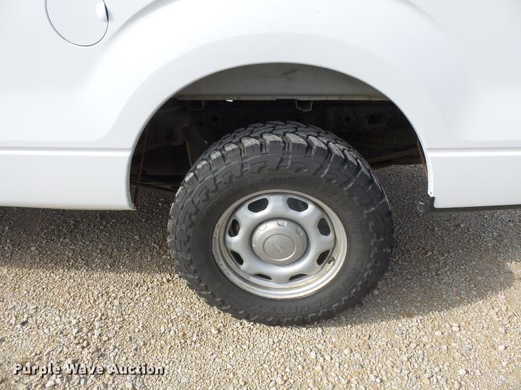 image for item DD2453 2013 Ford F150 SuperCab pickup truck