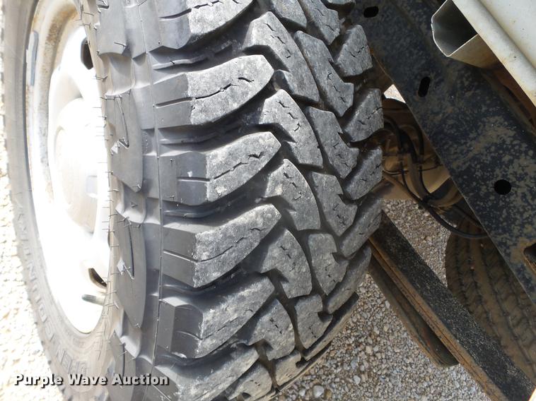 image for item DD2453 2013 Ford F150 SuperCab pickup truck