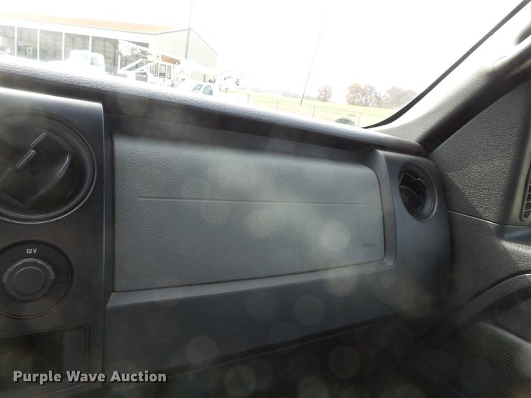 image for item DD2453 2013 Ford F150 SuperCab pickup truck