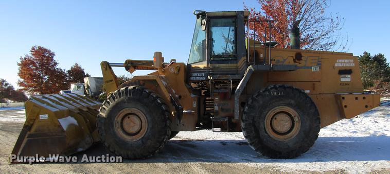 image for item DD3827 2000 Case 921C wheel loader