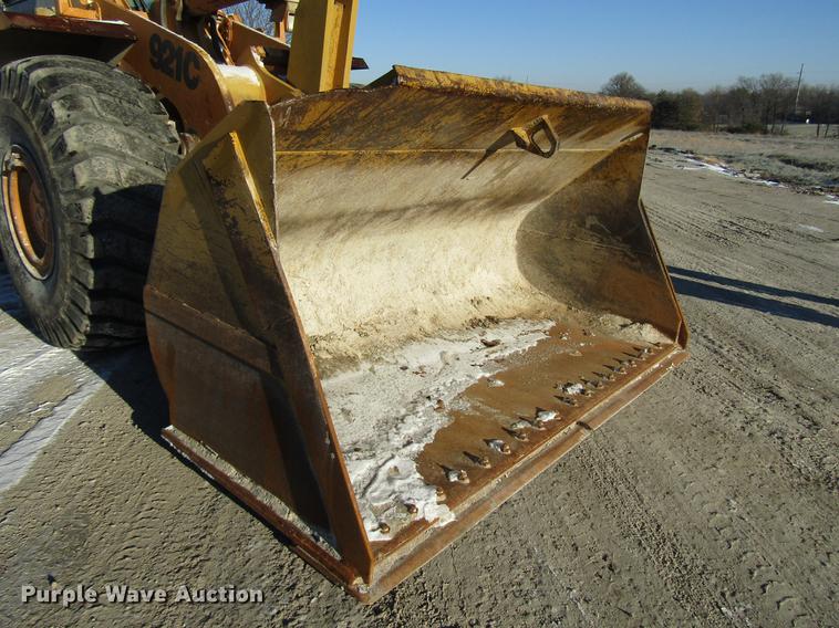 image for item DD3827 2000 Case 921C wheel loader