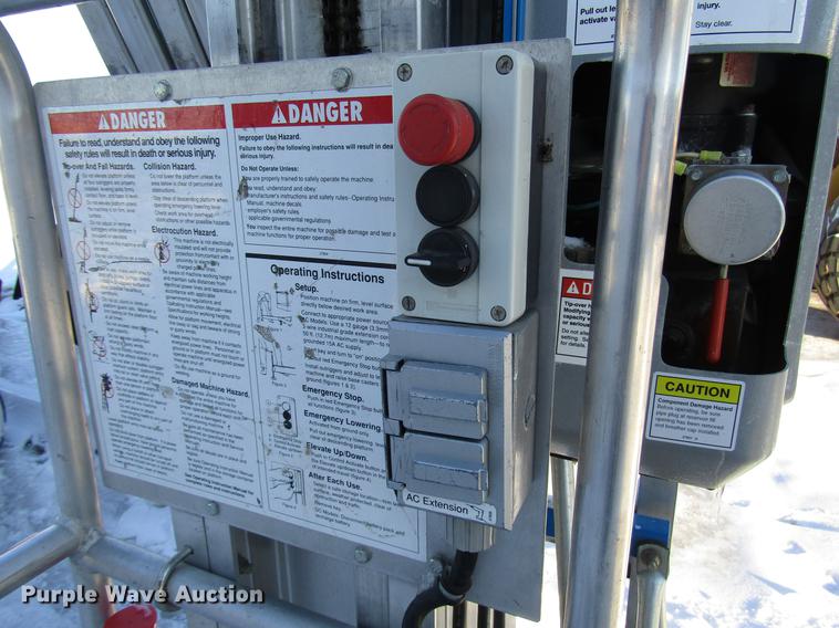 image for item DD3892 Genie AWP-30 aerial work platform