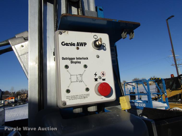 image for item DD3892 Genie AWP-30 aerial work platform