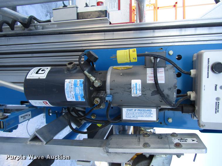 image for item DD3893 1999 Genie AWPA36S aerial work platform