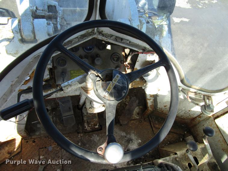 image for item DD3897 1969 Caterpillar 950 wheel loader