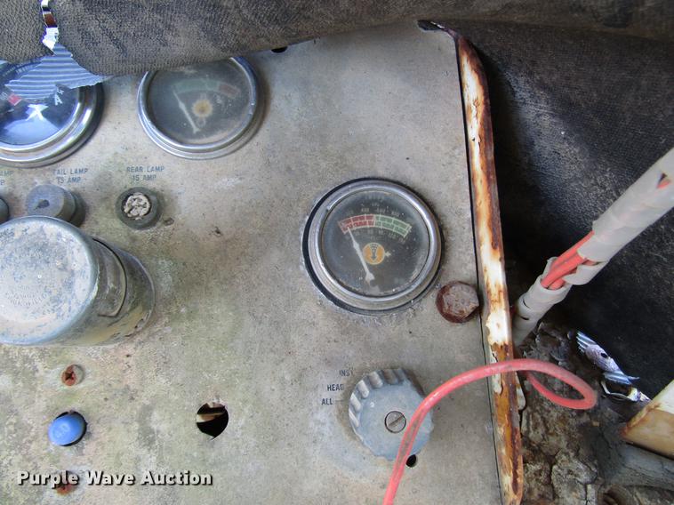 image for item DD3897 1969 Caterpillar 950 wheel loader