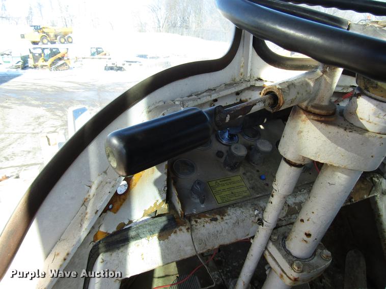 image for item DD3897 1969 Caterpillar 950 wheel loader