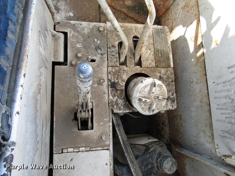 image for item DD3897 1969 Caterpillar 950 wheel loader