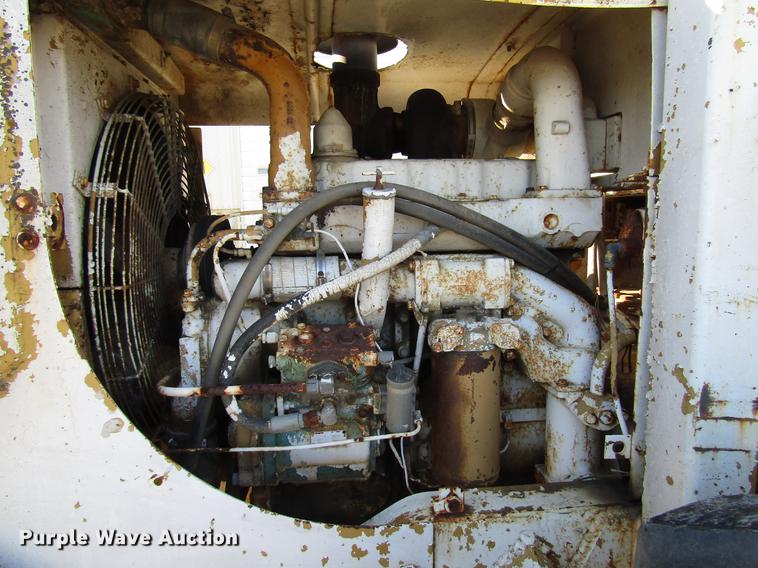 image for item DD3897 1969 Caterpillar 950 wheel loader