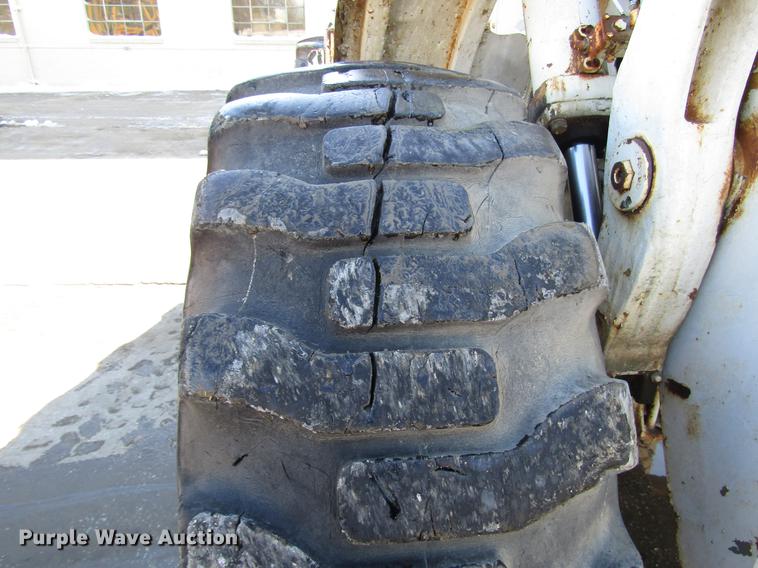 image for item DD3897 1969 Caterpillar 950 wheel loader