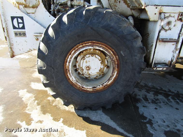 image for item DD3897 1969 Caterpillar 950 wheel loader