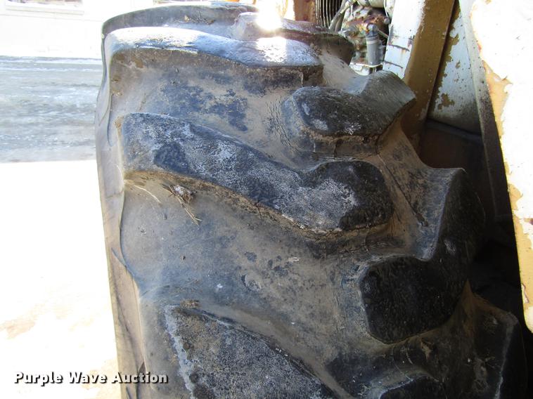 image for item DD3897 1969 Caterpillar 950 wheel loader