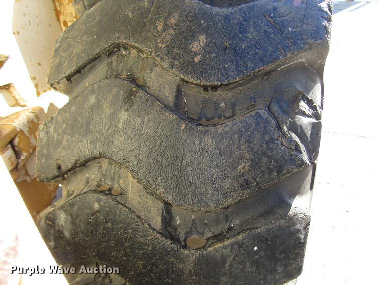 image for item DD3897 1969 Caterpillar 950 wheel loader