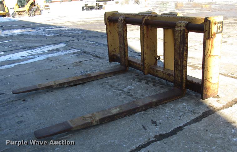 image for item DD3897 1969 Caterpillar 950 wheel loader