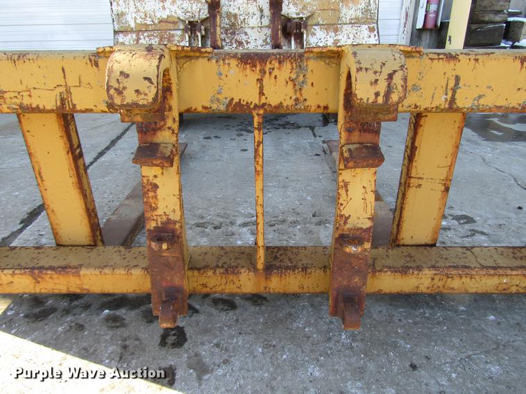 image for item DD3897 1969 Caterpillar 950 wheel loader