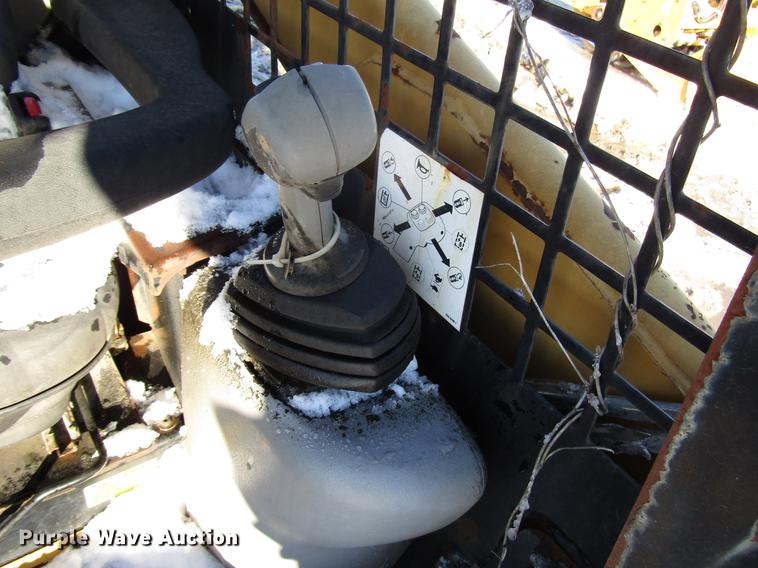 image for item DD3898 Caterpillar 226B skid steer