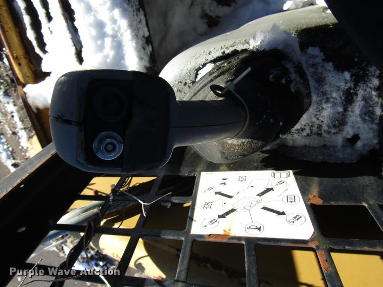 image for item DD3898 Caterpillar 226B skid steer