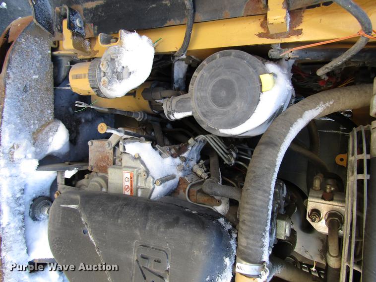 image for item DD3898 Caterpillar 226B skid steer