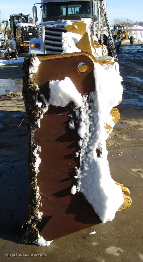 image for item DD3899 Caterpillar D6T semi-U dozer blade