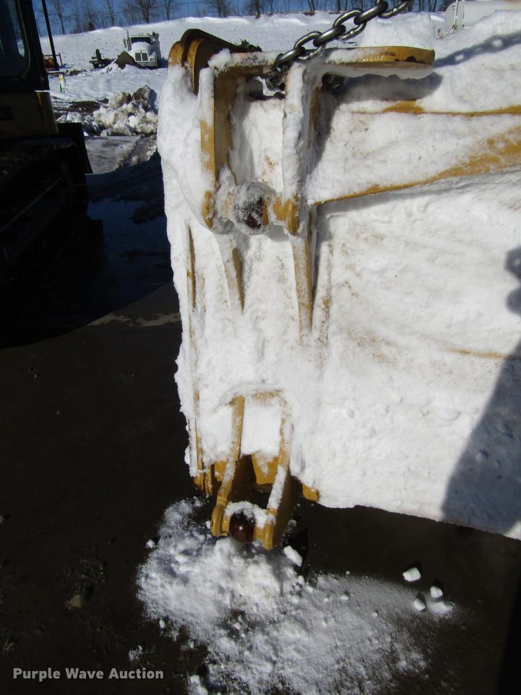 image for item DD3899 Caterpillar D6T semi-U dozer blade