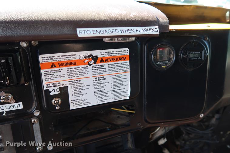 image for item DD5331 1988 International 1954 dump truck