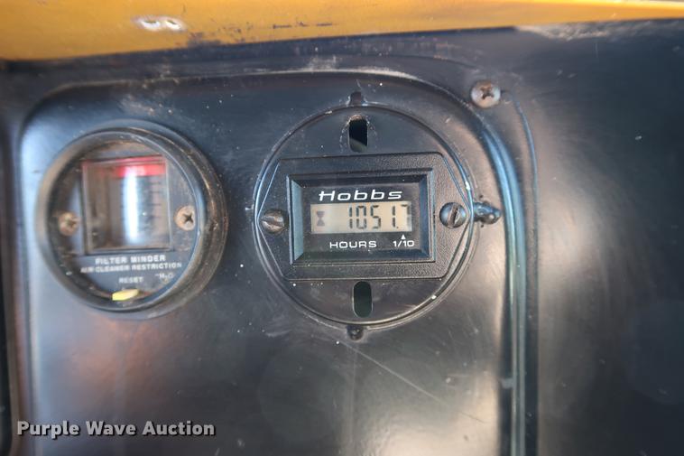 image for item DD5331 1988 International 1954 dump truck