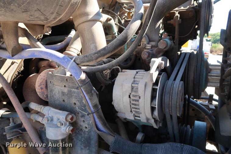 image for item DD5331 1988 International 1954 dump truck