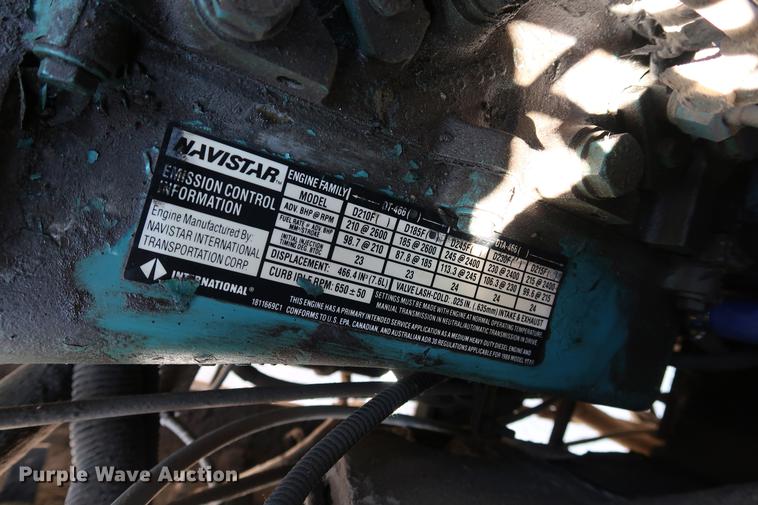 image for item DD5331 1988 International 1954 dump truck