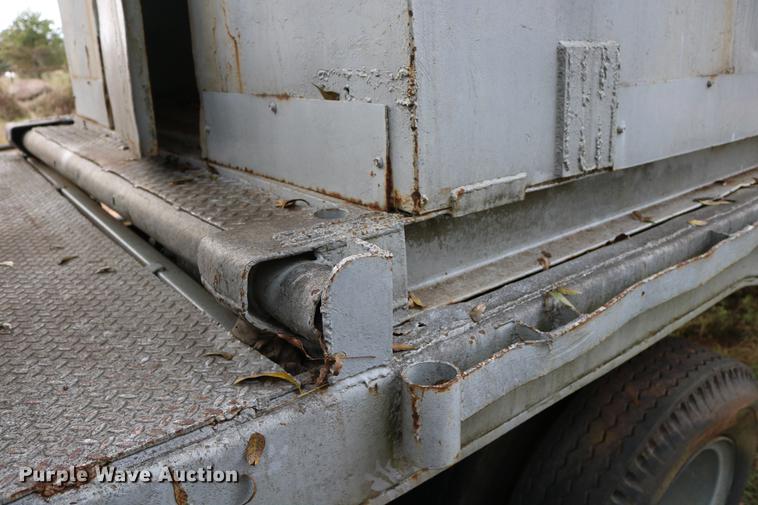 image for item DD5342 Lufkin TBF flatbed trailer