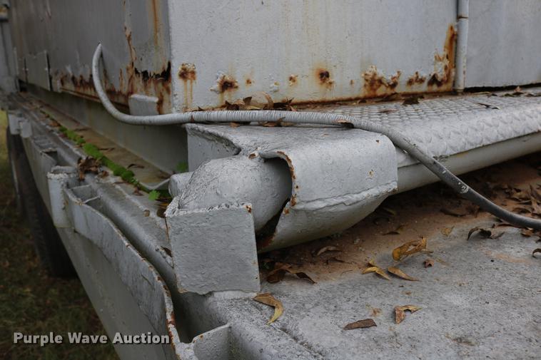 image for item DD5342 Lufkin TBF flatbed trailer