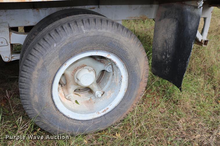 image for item DD5342 Lufkin TBF flatbed trailer