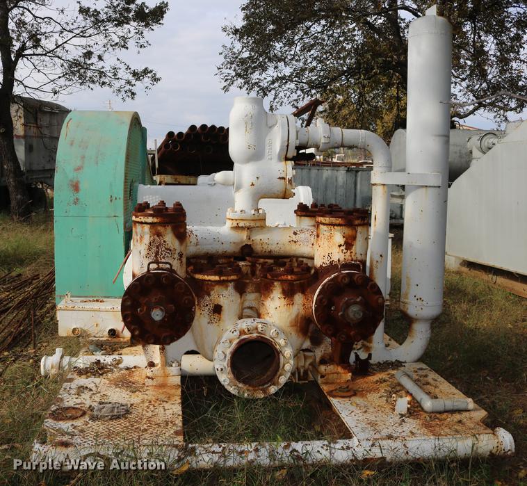 image for item DD5345 Oil well mud pump