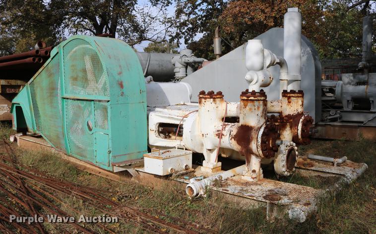 image for item DD5345 Oil well mud pump