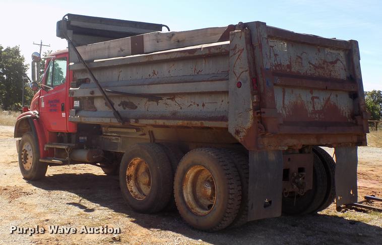 image for item DD5347 1998 Freightliner FL80 dump truck