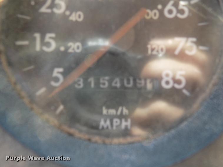 image for item DD5347 1998 Freightliner FL80 dump truck