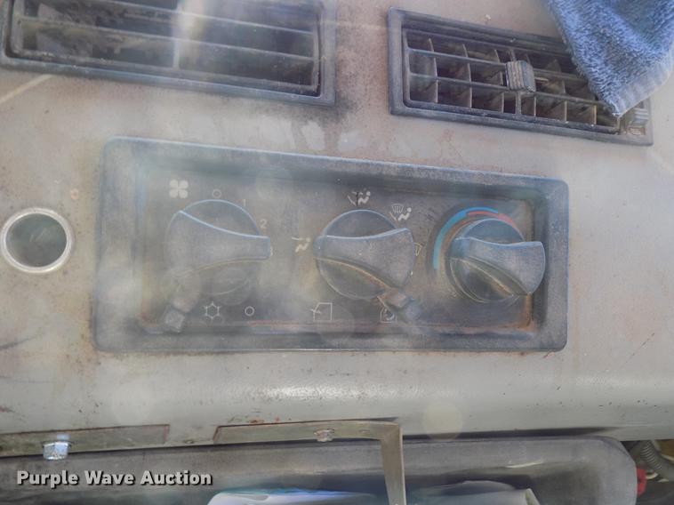 image for item DD5347 1998 Freightliner FL80 dump truck