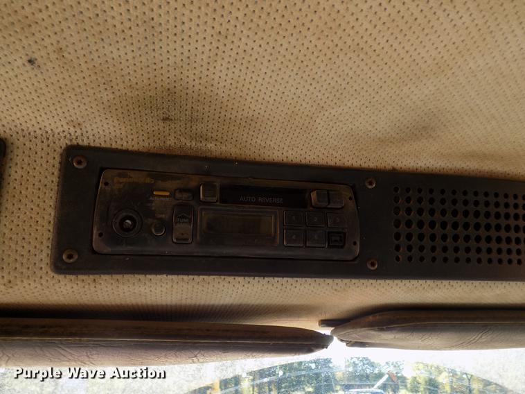 image for item DD5347 1998 Freightliner FL80 dump truck