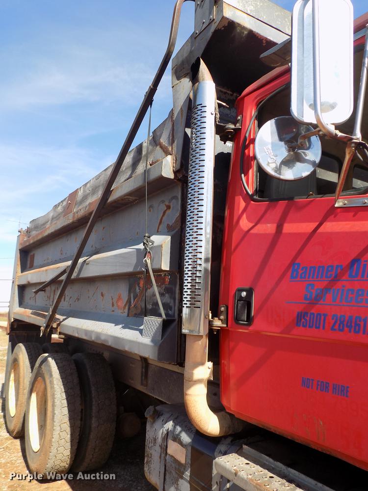 image for item DD5347 1998 Freightliner FL80 dump truck