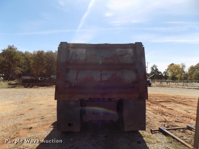 image for item DD5347 1998 Freightliner FL80 dump truck