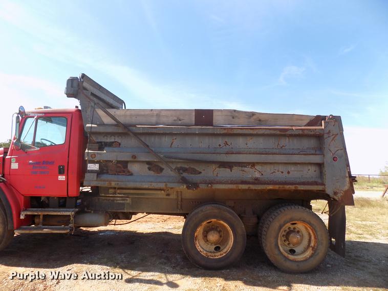 image for item DD5347 1998 Freightliner FL80 dump truck