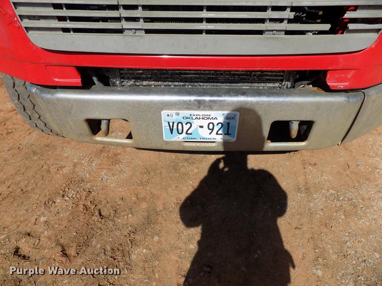 image for item DD5347 1998 Freightliner FL80 dump truck